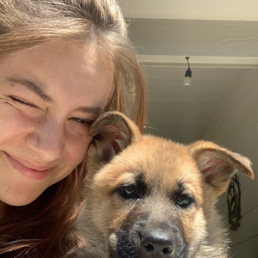 Meet your Posher, Carly